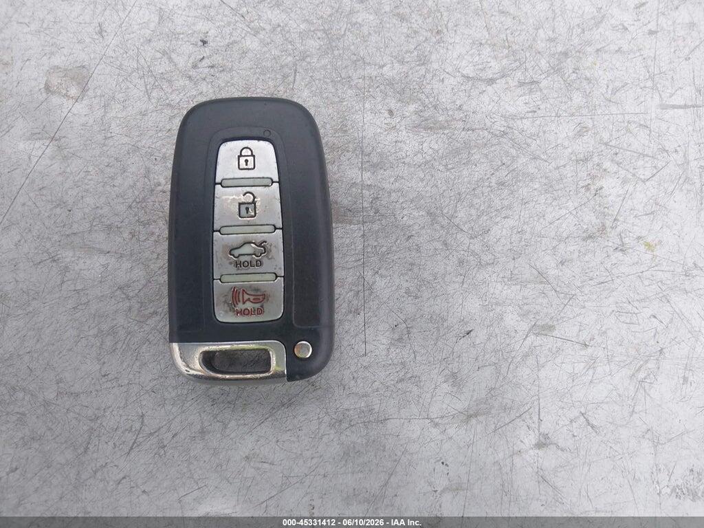 5NPEC4ACXDH647477 2013 HYUNDAI SONATA photo no. 11
