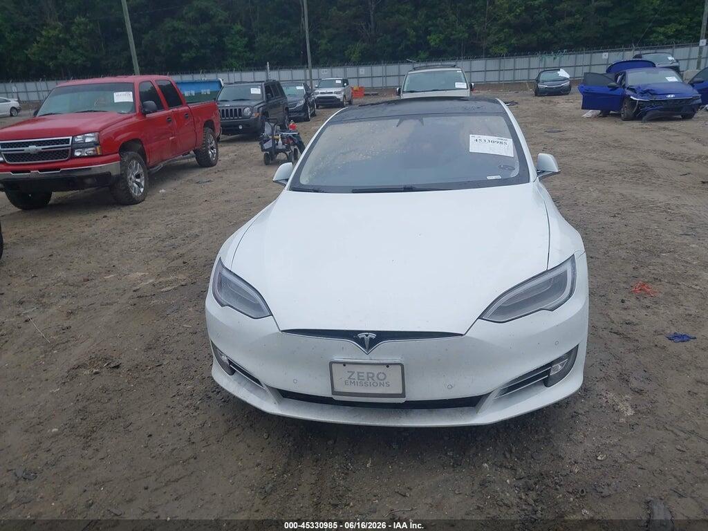 5YJSA1E2XJF240102 2018 TESLA MODEL S photo no. 12