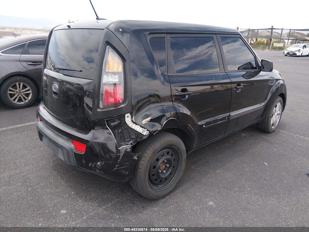 KNDJT2A21B7197519 2011 KIA SOUL photo no. 4