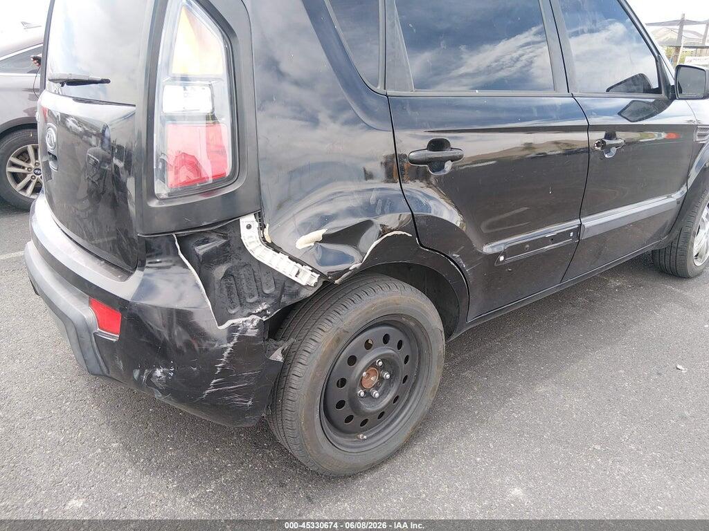 KNDJT2A21B7197519 2011 KIA SOUL photo no. 6