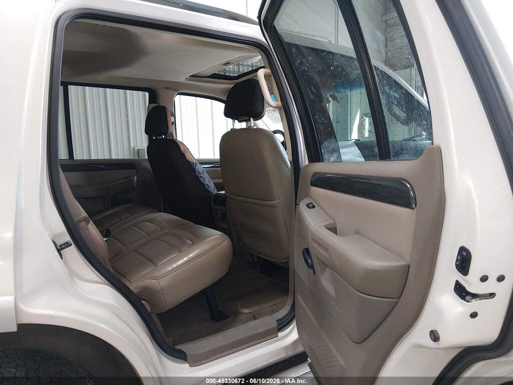 1FMDU75E32ZA47746 2002 FORD EXPLORER photo no. 8