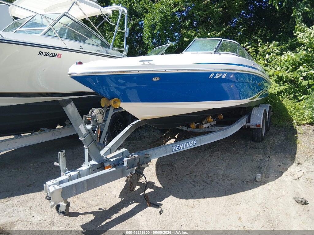 00000SERV3636E111 2011 SEA RAY OTHER photo no. 2