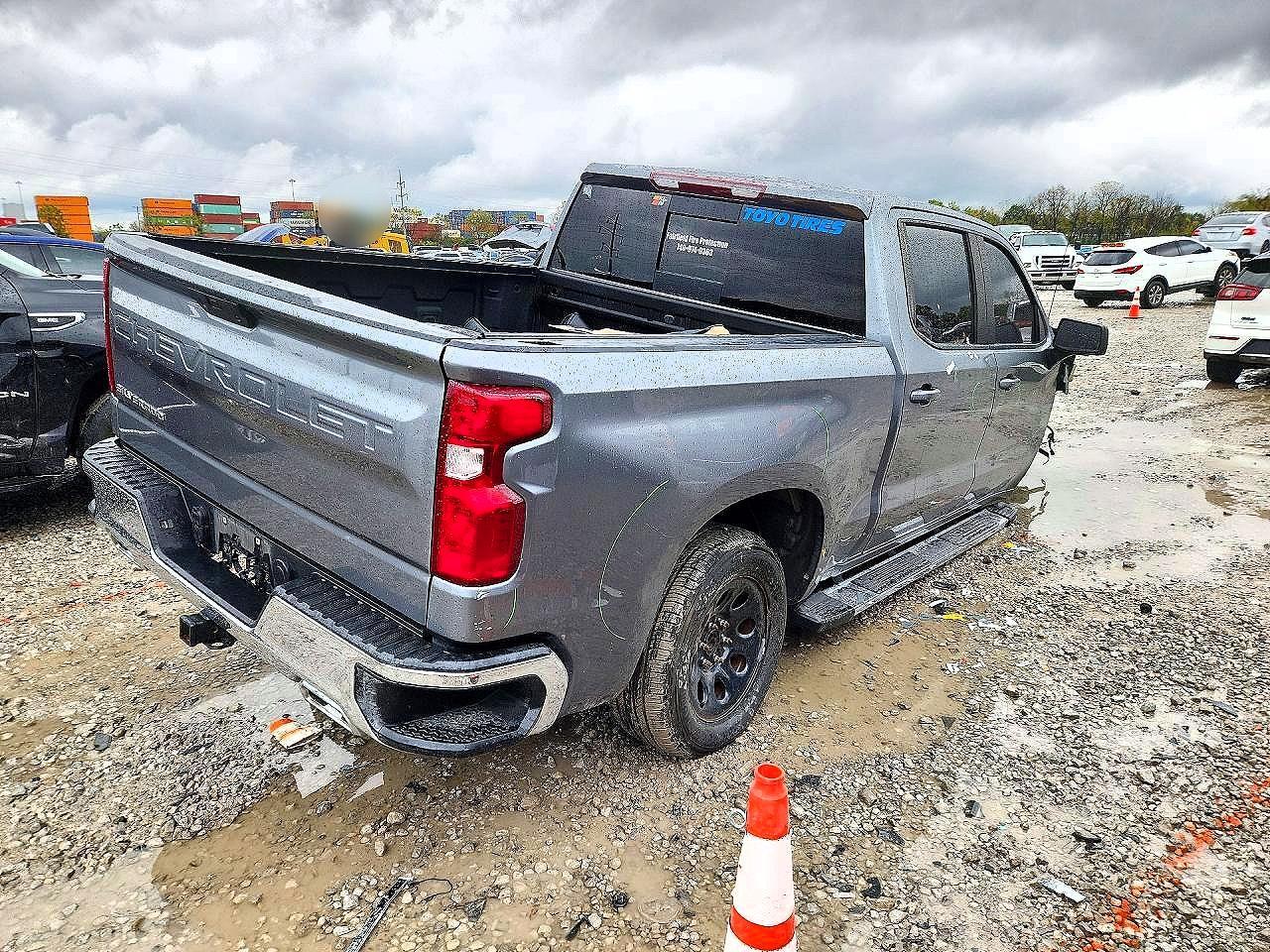 2020 CHEVROLET SILVERADO K1500 LT — Фото 3 из 12