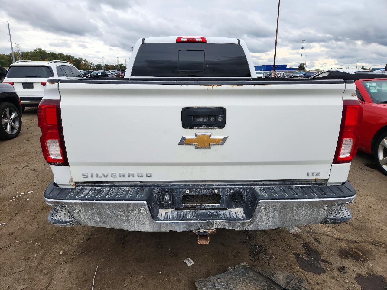 2018 CHEVROLET SILVERADO K1500 LTZ — Фото 6 из 12