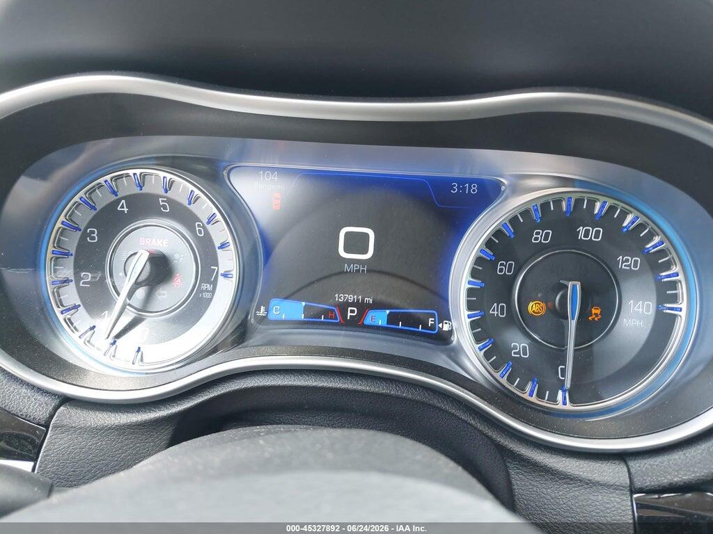 2C3CCADG2PH525167 2023 CHRYSLER 300 photo no. 7