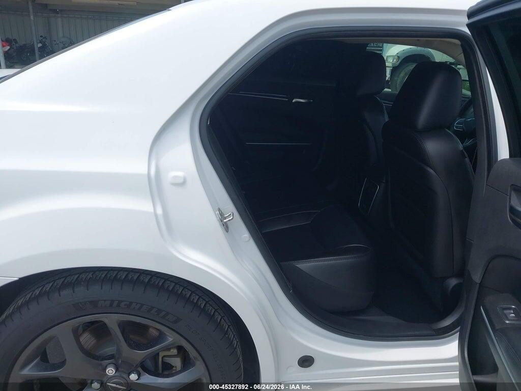 2C3CCADG2PH525167 2023 CHRYSLER 300 photo no. 8