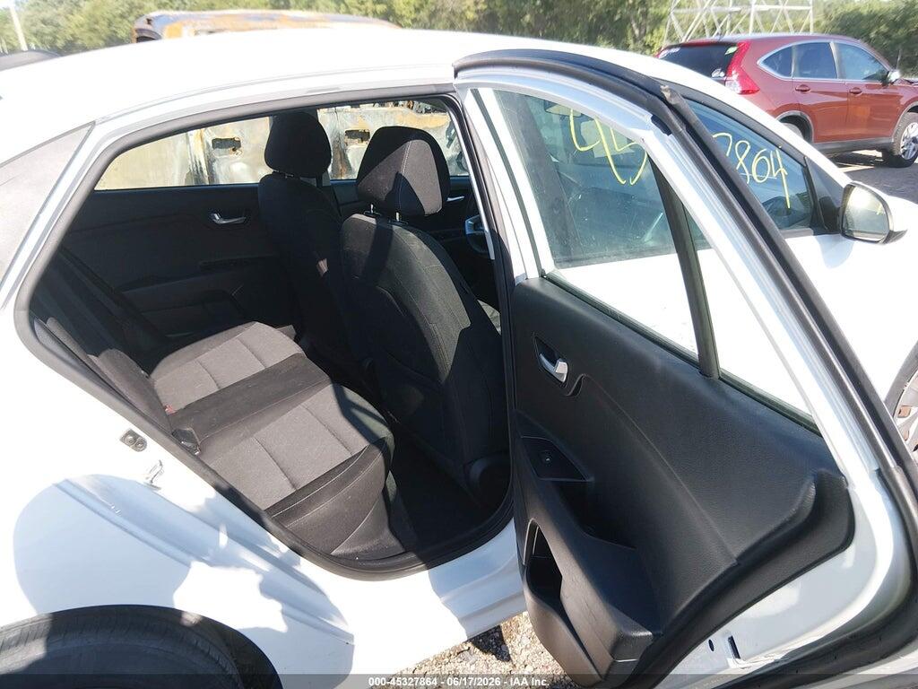 3KPA24AB8KE157579 2019 KIA RIO photo no. 8