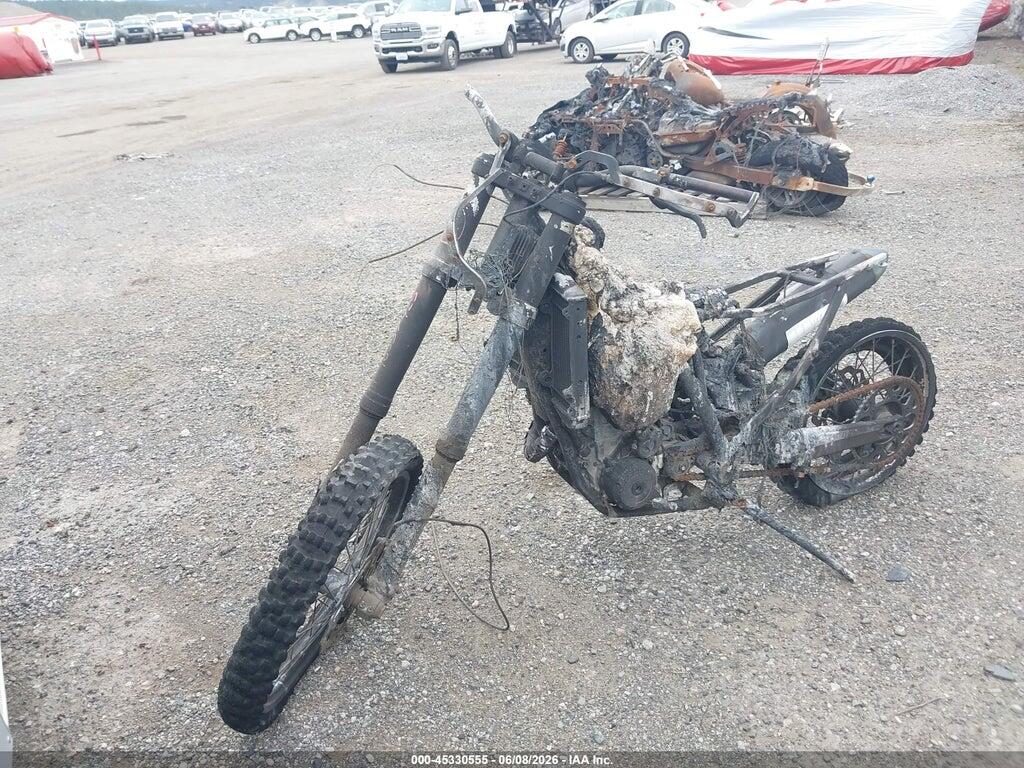 VBKEXH403CM178622 2012 KTM 250 photo no. 2