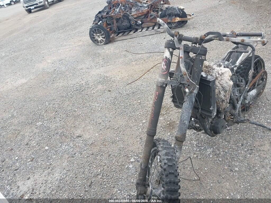 VBKEXH403CM178622 2012 KTM 250 photo no. 5