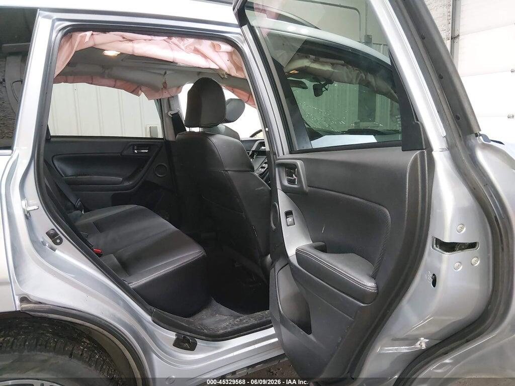 JF2SJGUC8FH402542 2015 SUBARU FORESTER photo no. 8