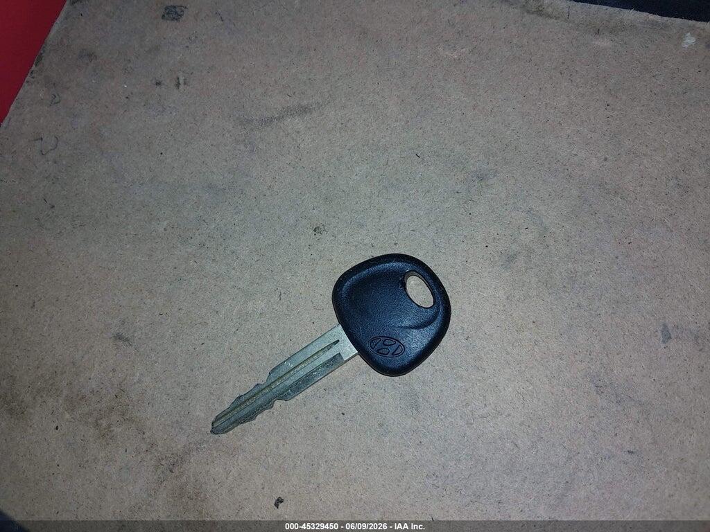 KMHJF35F4YU920358 2000 HYUNDAI ELANTRA photo no. 11