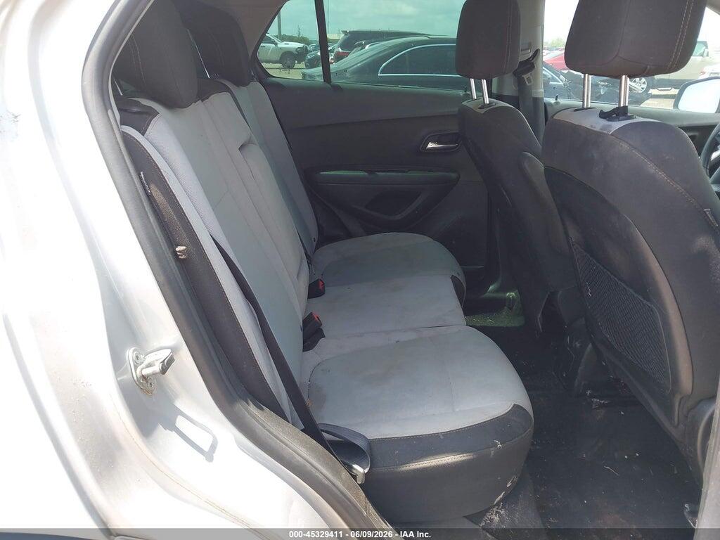 3GNCJKSB4HL211308 2017 CHEVROLET TRAX photo no. 8