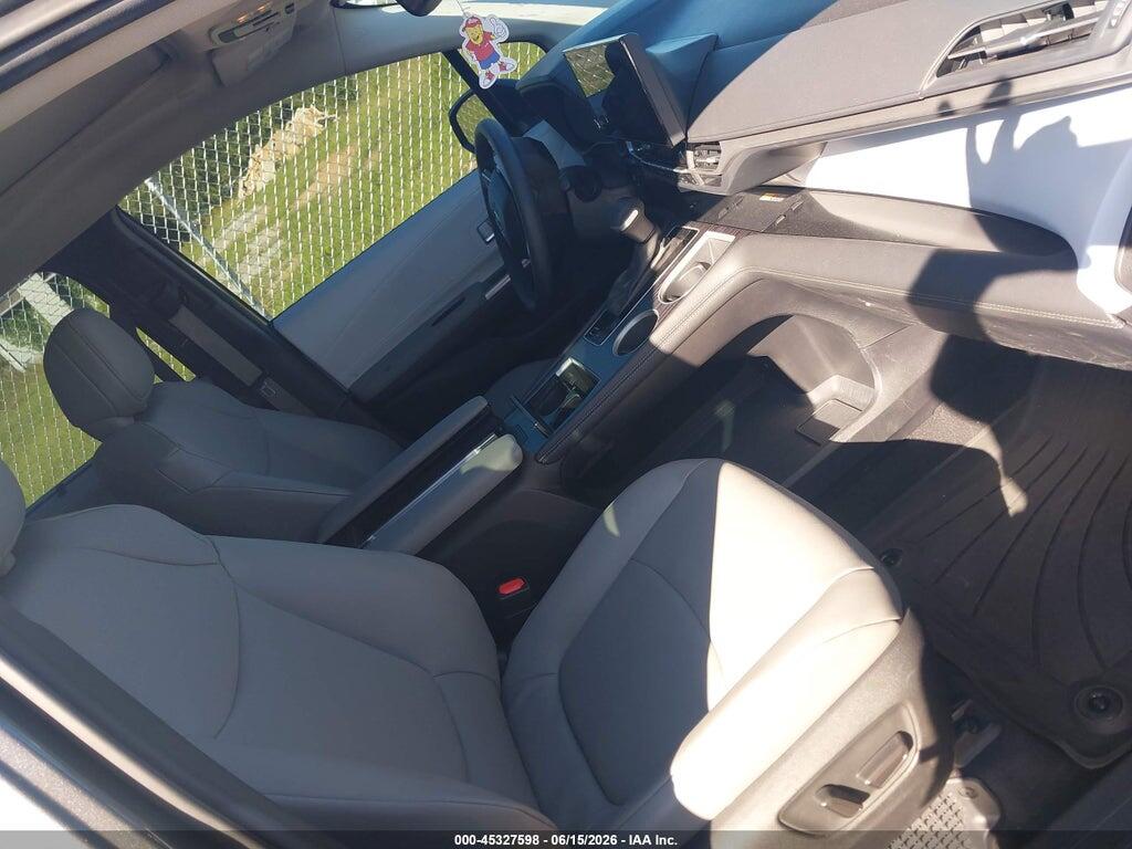5TDYRKEC3SS250324 2025 TOYOTA SIENNA photo no. 5