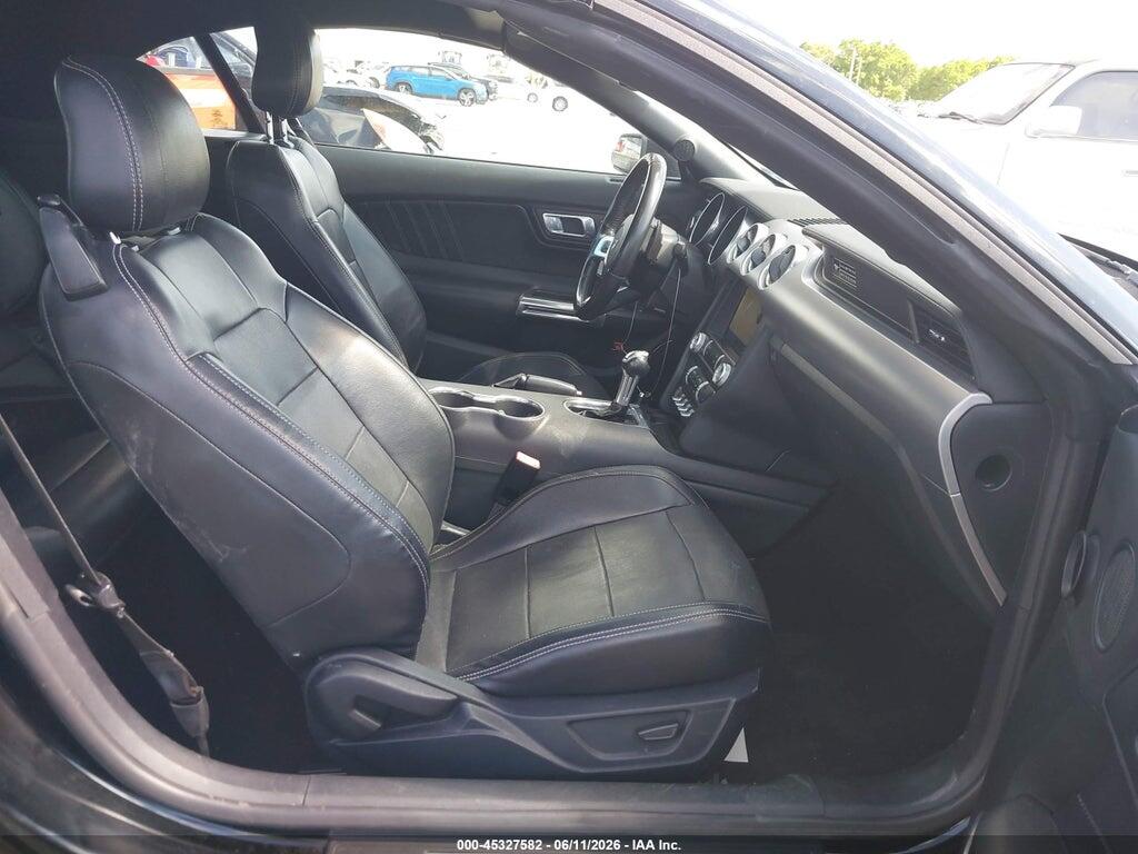 1FATP8UHXL5105925 2020 FORD MUSTANG photo no. 5