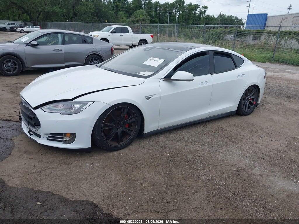 5YJSA4H45FF084377 2015 TESLA MODEL S photo no. 2