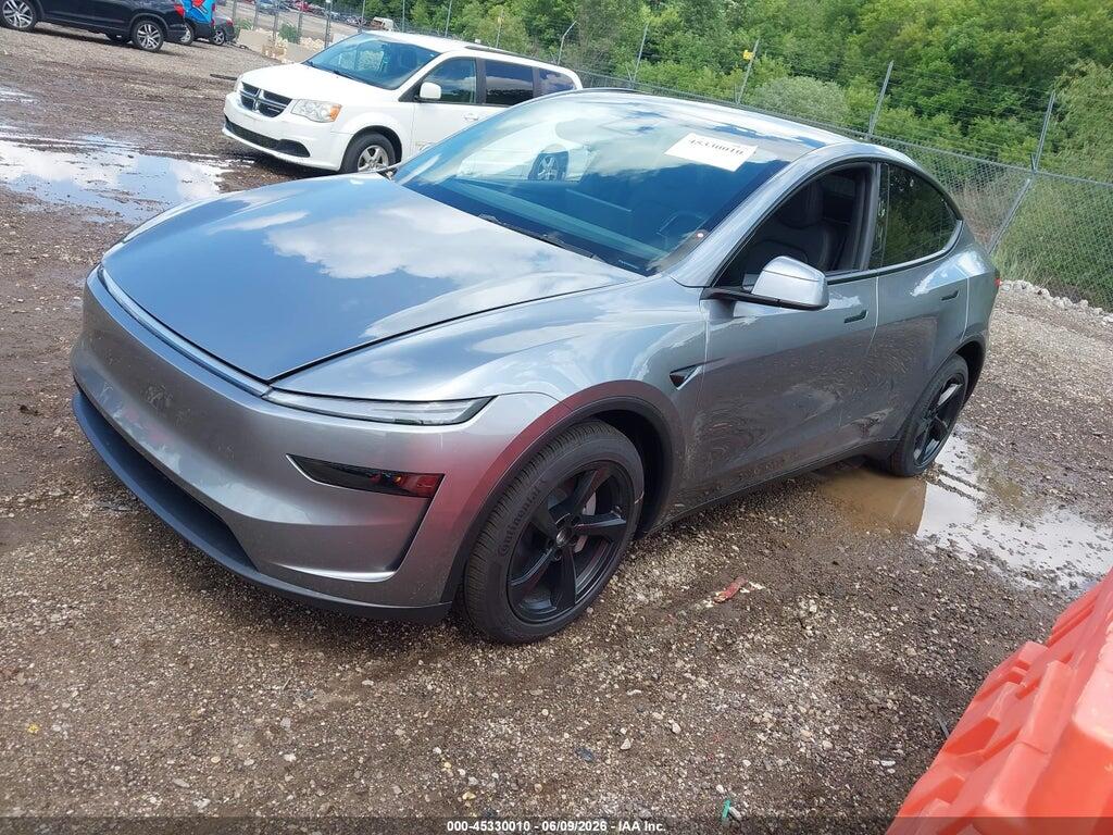 7SAYGDEE4TF637752 2026 TESLA MODEL Y photo no. 2
