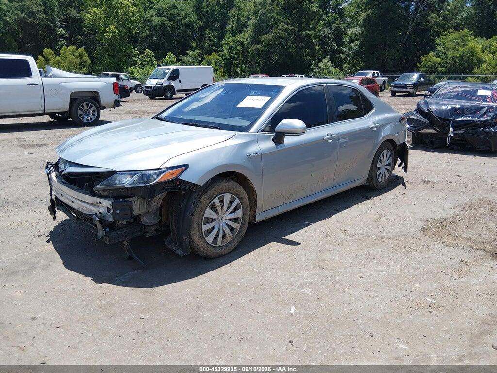 4T1C31AK9MU024172 2021 TOYOTA CAMRY photo no. 2