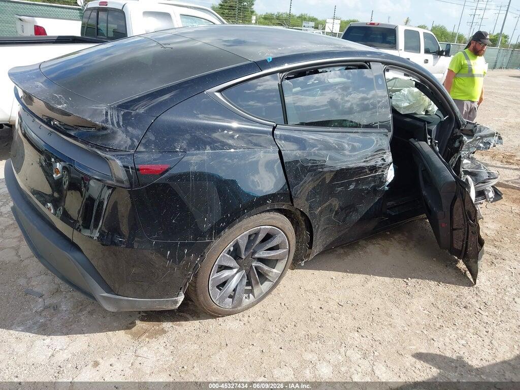 7SAYGDED6TA653875 2026 TESLA MODEL Y photo no. 4