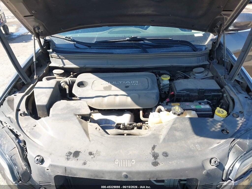 1C4PJMLB9KD121704 2019 JEEP CHEROKEE photo no. 10