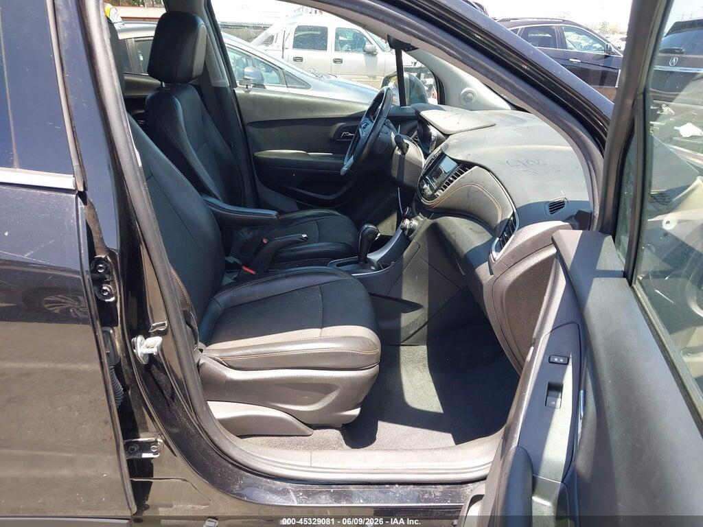 3GNCJLSB8KL356798 2019 CHEVROLET TRAX photo no. 5