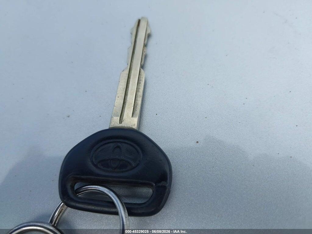 JTEGH20V920044690 2002 TOYOTA RAV4 photo no. 11