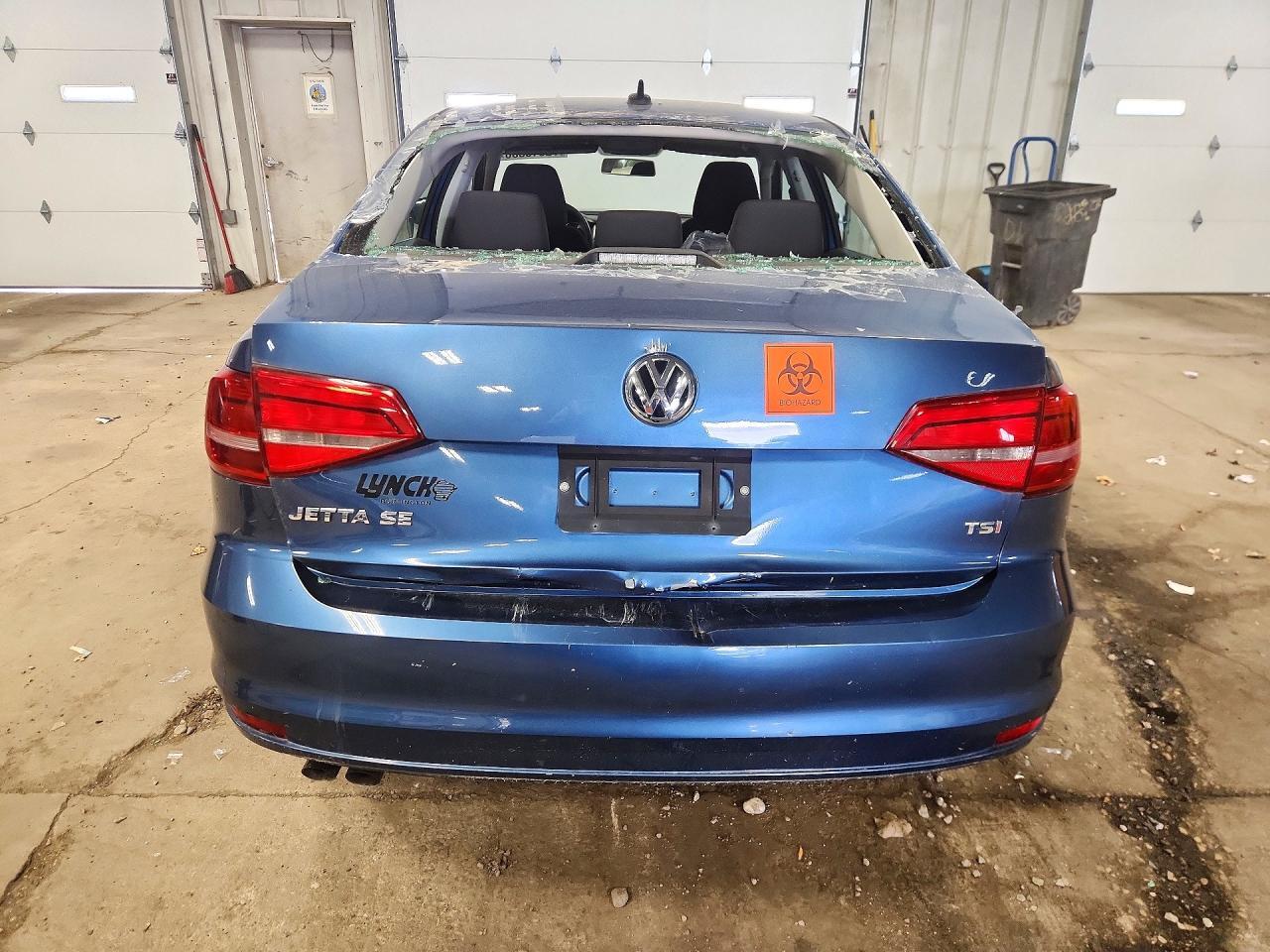 2015 VOLKSWAGEN JETTA SE — Фото 6 из 12
