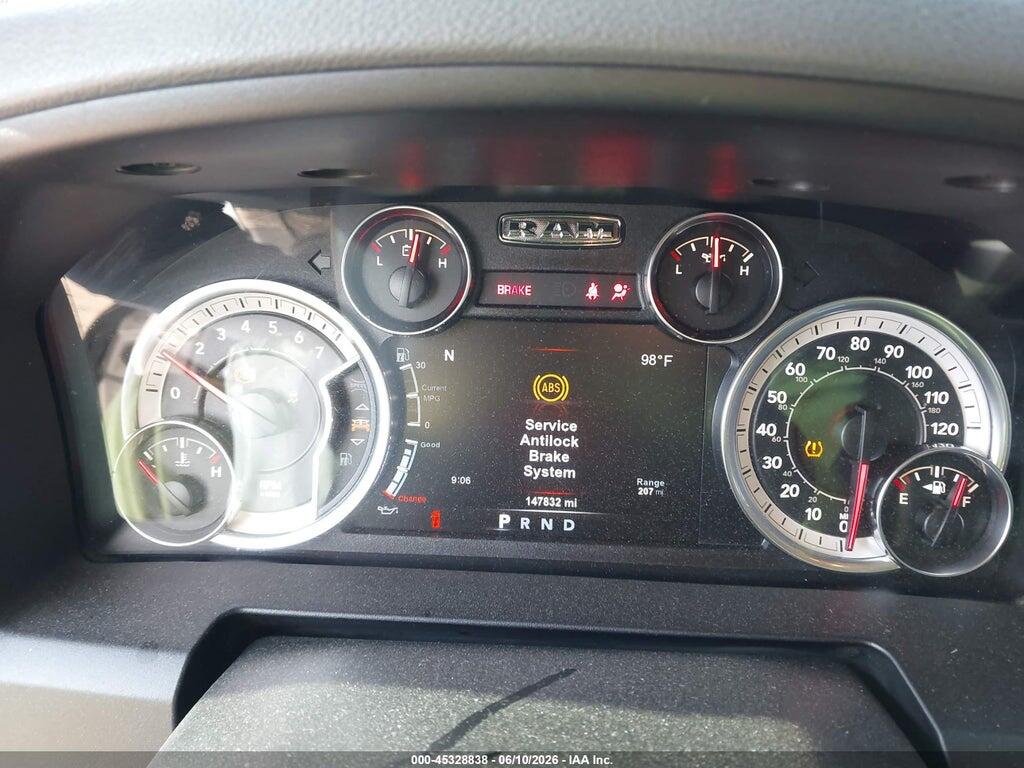 1C6RR7LT0JS217587 2018 RAM 1500 photo no. 7