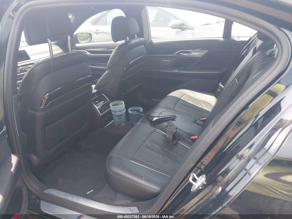WBA7U2C06MCF11971 2021 BMW 750I photo no. 8