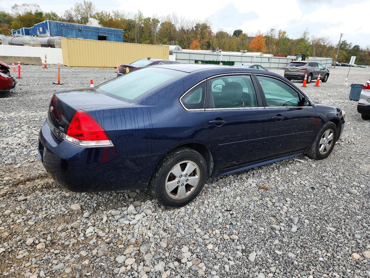 2011 CHEVROLET IMPALA LT — Фото 3 из 12