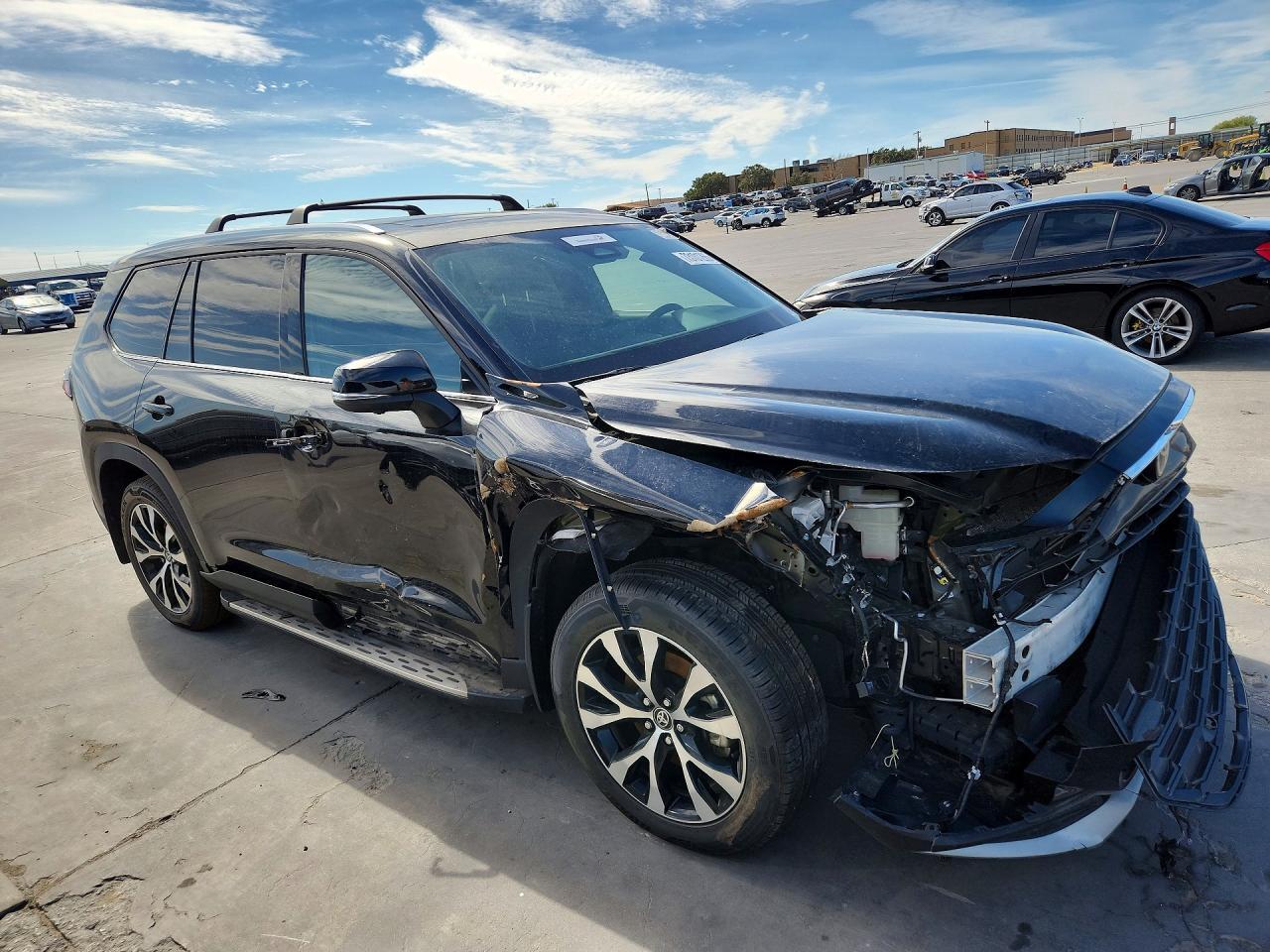 2026 TOYOTA GRAND HIGHLANDER HYBRID MAX LIMITED — Фото 4 из 14