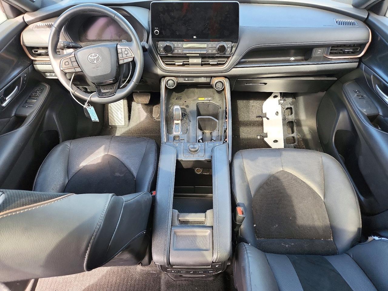 2026 TOYOTA GRAND HIGHLANDER HYBRID MAX LIMITED — Фото 8 из 14