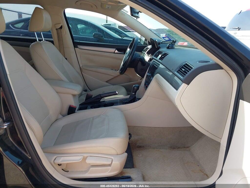 1VWAT7A32FC095498 2015 VOLKSWAGEN PASSAT photo no. 5