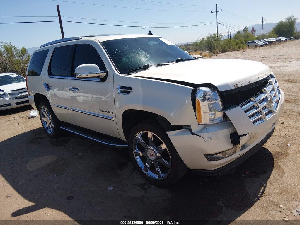 1GYS3BEF8DR270226 2013 CADILLAC ESCALADE photo no. 1