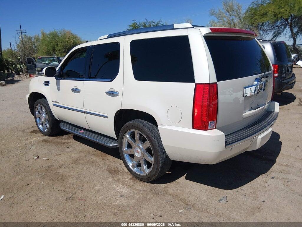 1GYS3BEF8DR270226 2013 CADILLAC ESCALADE photo no. 3