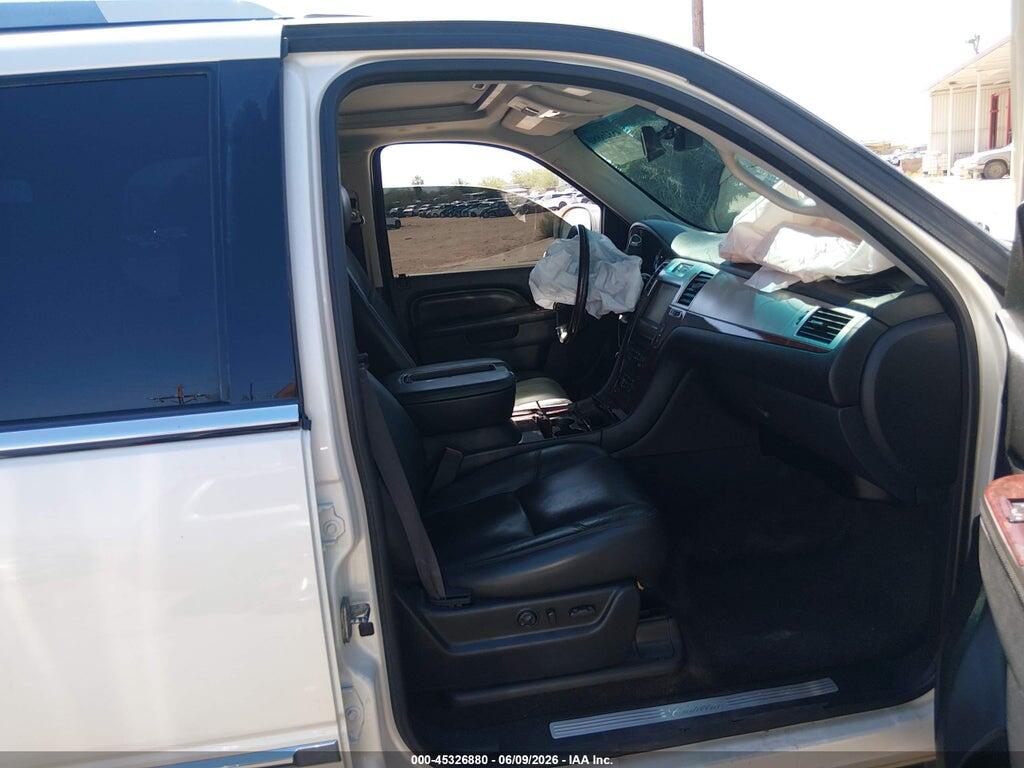 1GYS3BEF8DR270226 2013 CADILLAC ESCALADE photo no. 5