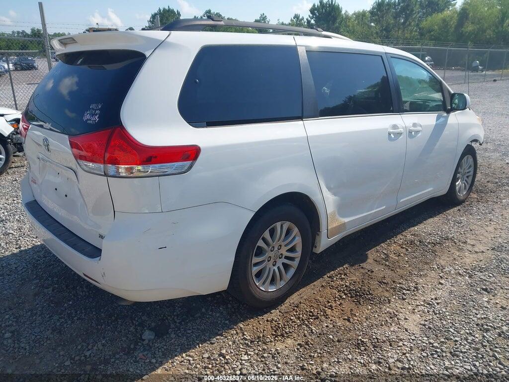 5TDYK3DC4ES454419 2014 TOYOTA SIENNA photo no. 4