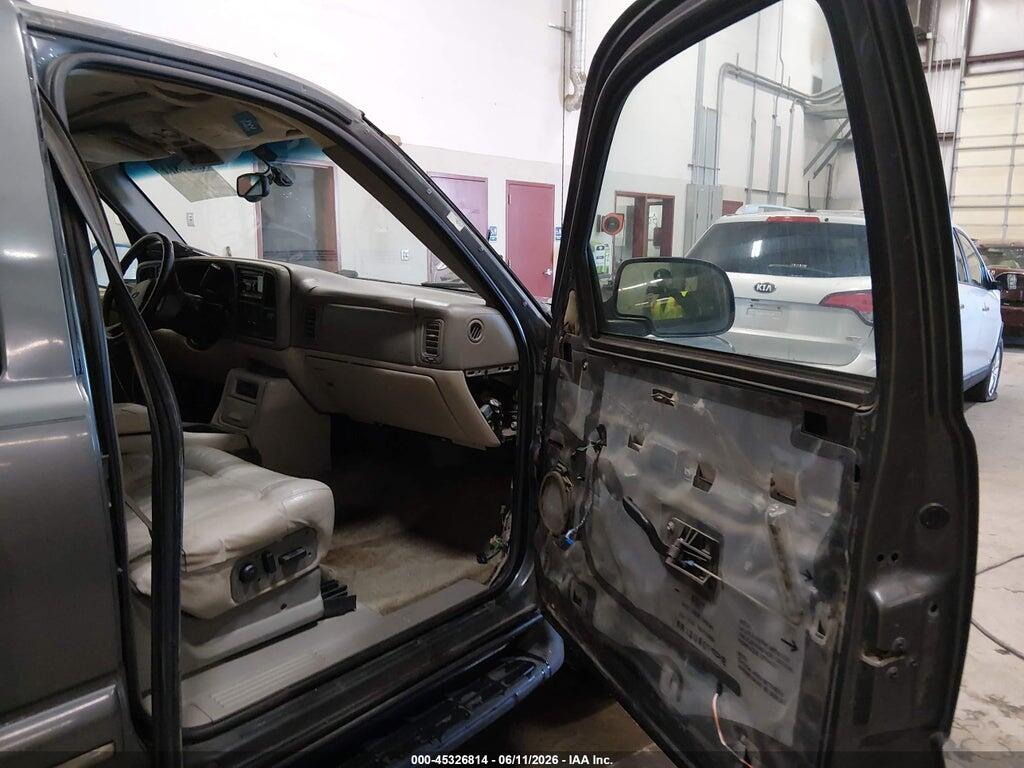 1GNEK13Z32R227222 2002 CHEVROLET TAHOE photo no. 5