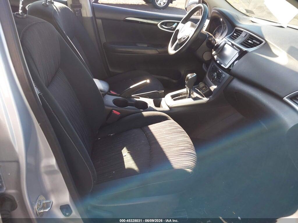 3N1AB7APXKY437860 2019 NISSAN SENTRA photo no. 5