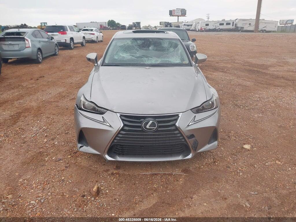 JTHBA1D22H5049026 2017 LEXUS IS 200T photo no. 10