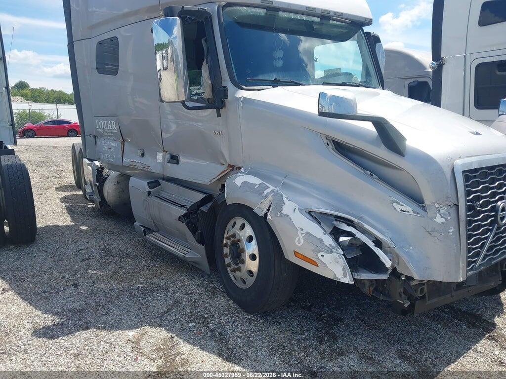 4V4NC9TJ0KN218018 2019 VOLVO VNL photo no. 11