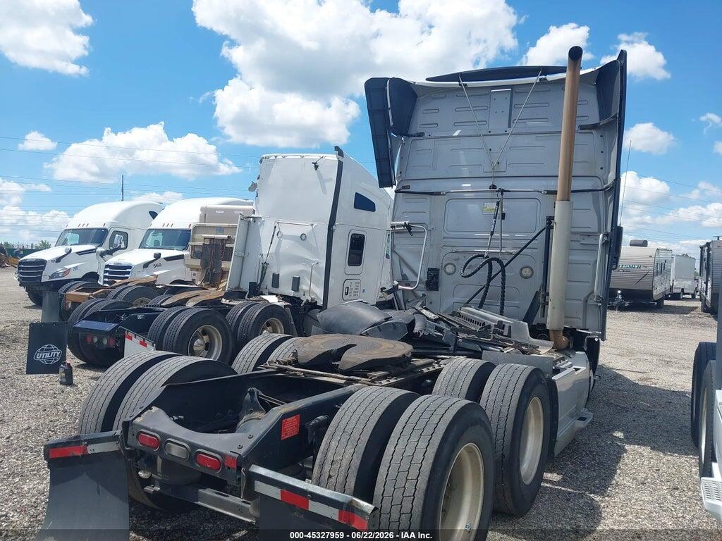 4V4NC9TJ0KN218018 2019 VOLVO VNL photo no. 4