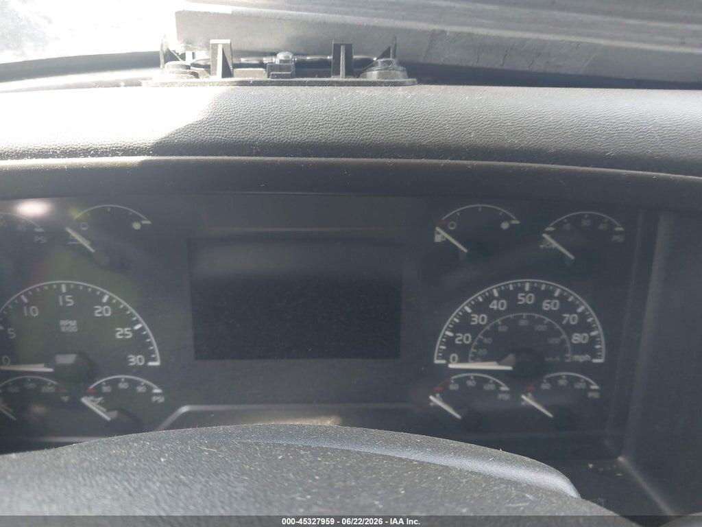 4V4NC9TJ0KN218018 2019 VOLVO VNL photo no. 5