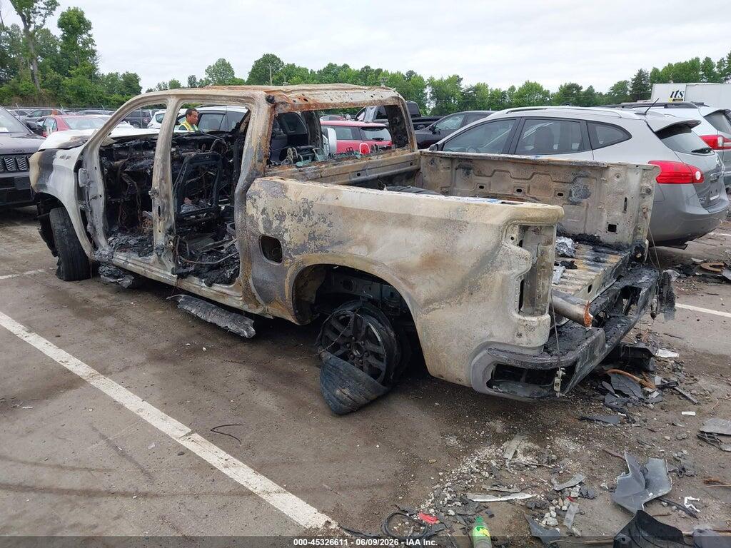 3GCPYAEH3KG236796 2019 CHEVROLET SILVERADO 1500 photo no. 3