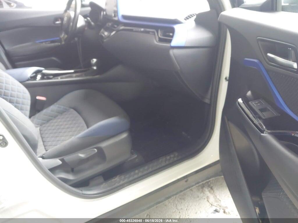 NMTKHMBX7LR117609 2020 TOYOTA C-HR photo no. 5