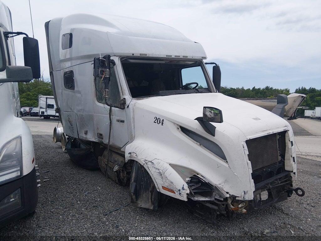4V4NC9EH3KN217410 2019 VOLVO VNL photo no. 1