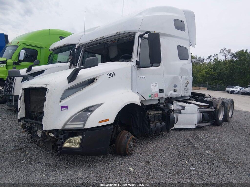 4V4NC9EH3KN217410 2019 VOLVO VNL photo no. 2