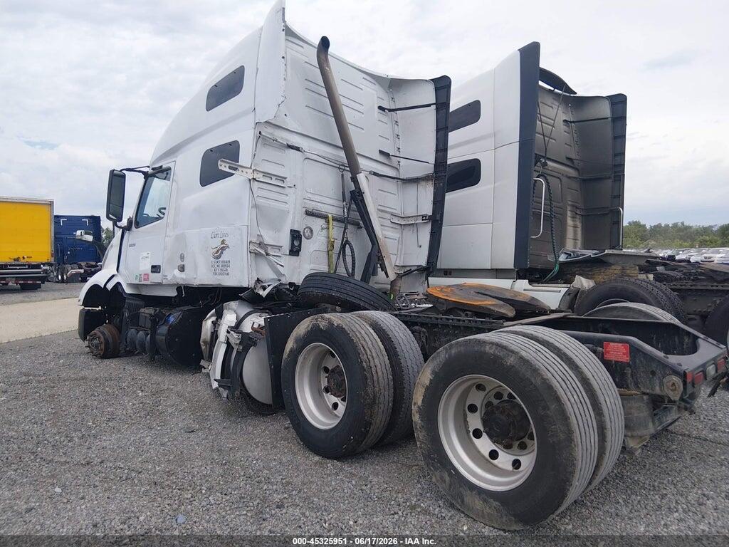 4V4NC9EH3KN217410 2019 VOLVO VNL photo no. 3