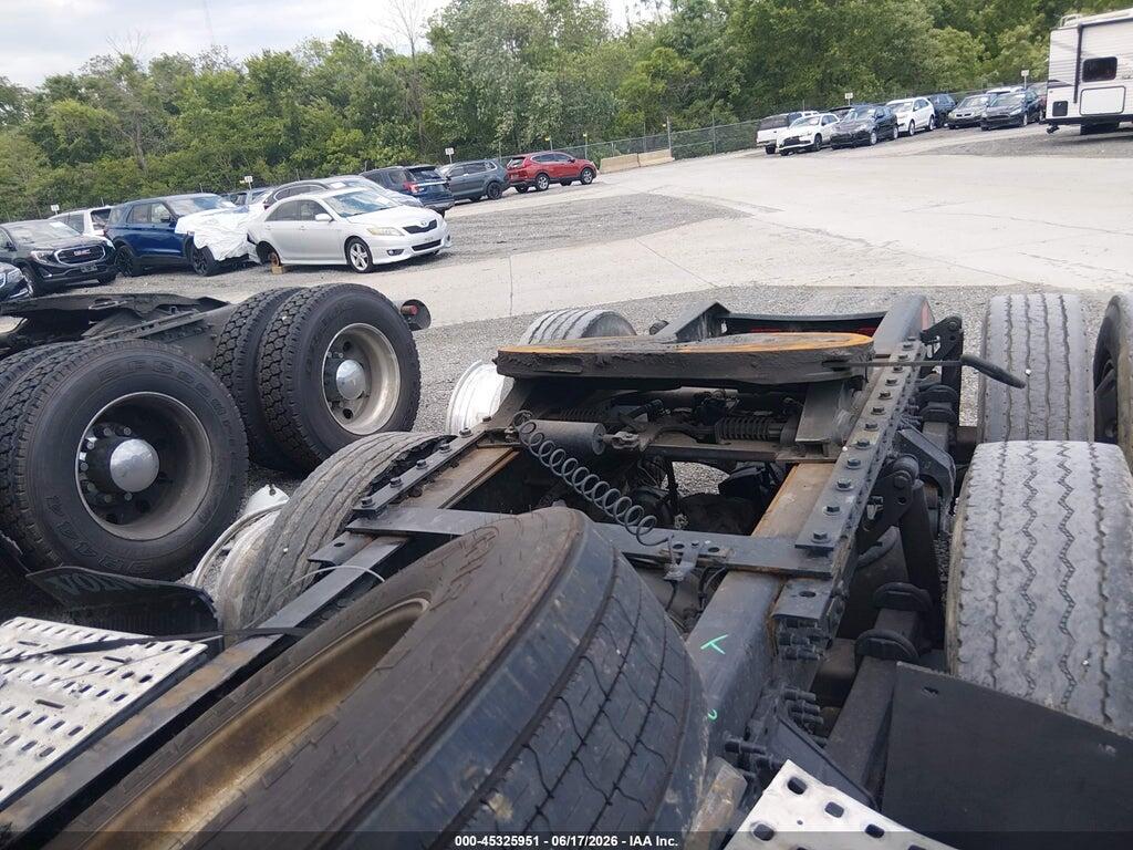 4V4NC9EH3KN217410 2019 VOLVO VNL photo no. 7