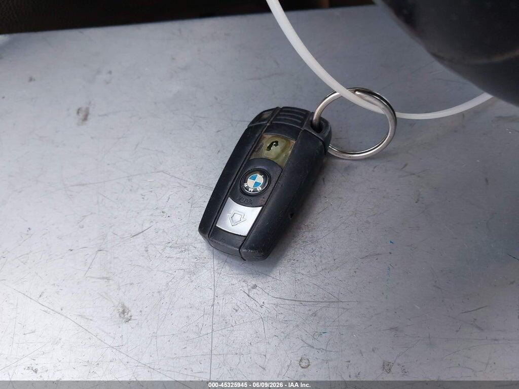 WBADX7C50BE579068 2011 BMW 335I photo no. 11