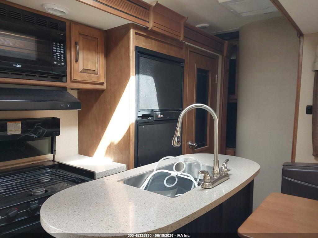 573TR3622F3302757 2015 GRAND DESIGN REFLECTION photo no. 12
